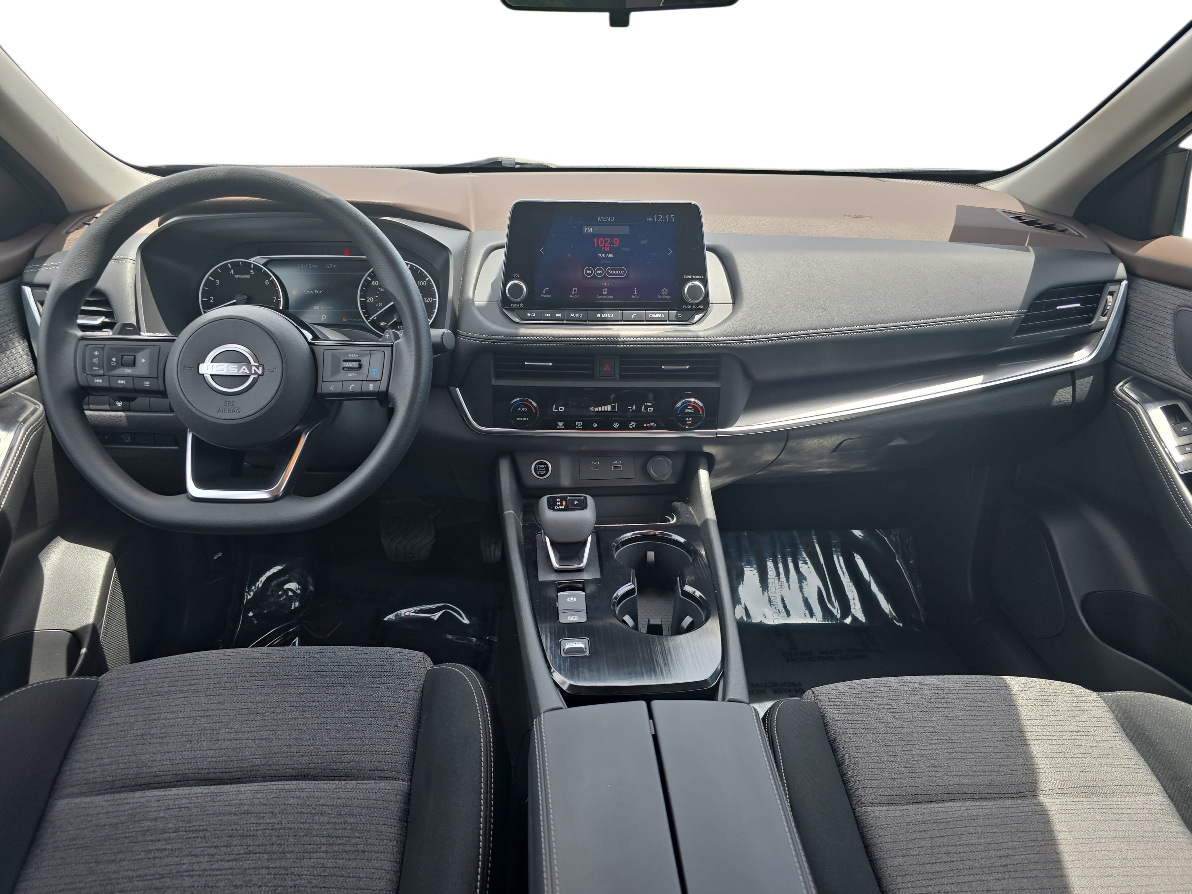 Used 2023 Nissan Rogue SV FWD image 9