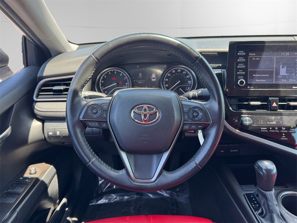 Used 2022 Toyota Camry SE image 12