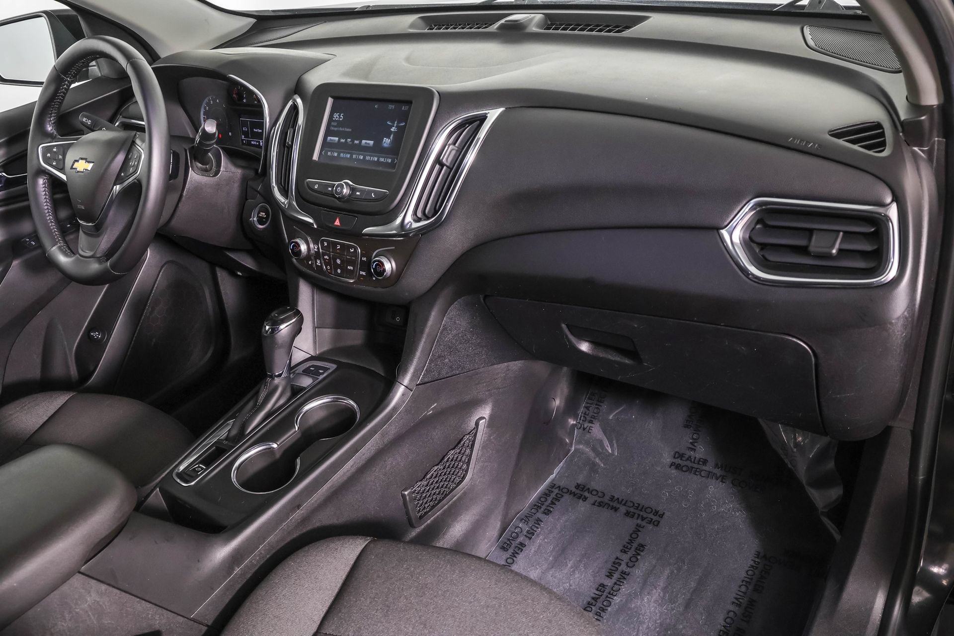 Used 2018 Chevrolet Equinox LT AWD/4WD image 44