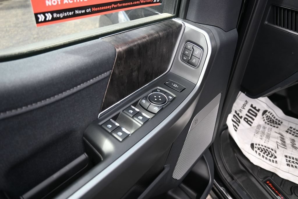 New 2026 Ford F250 Lariat w/ Black Appearance Package AWD/4WD image 18