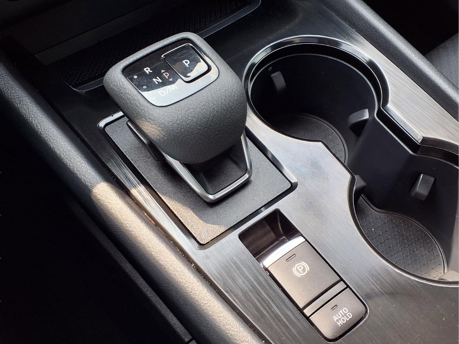 Used 2024 Nissan Rogue SV w/ SV Premium Package image 20