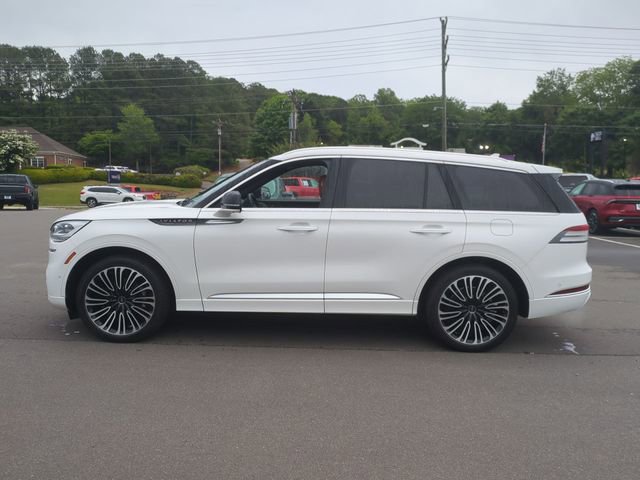 Used 2023 Lincoln Aviator Black Label w/ Class IV Trailer Tow Package AWD/4WD image 10