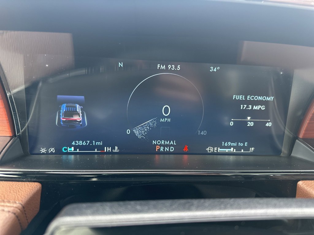 Used 2022 Lincoln Navigator Reserve image 11