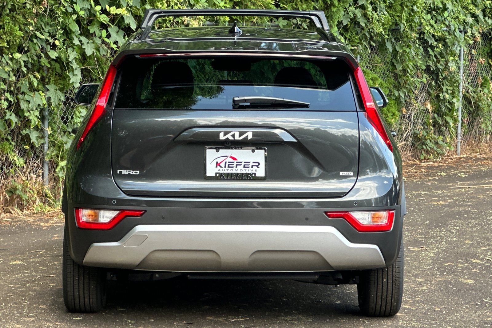 New 2025 Kia Niro EX image 4