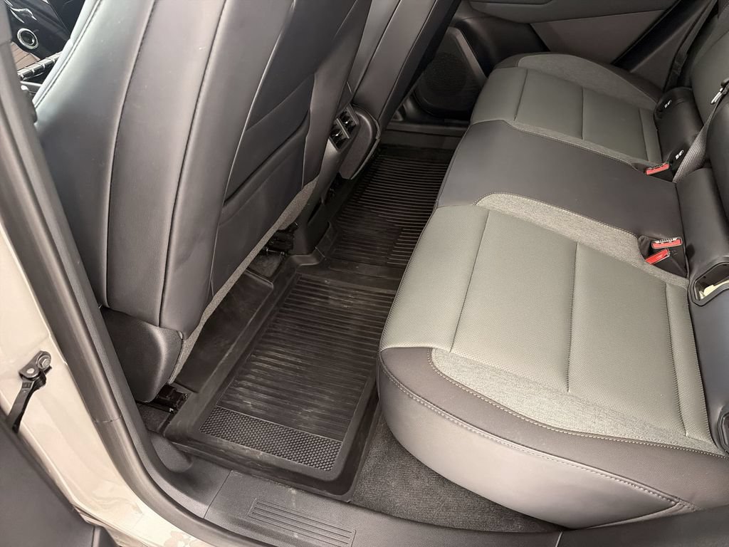New 2026 GMC Terrain AT4 AWD/4WD image 36