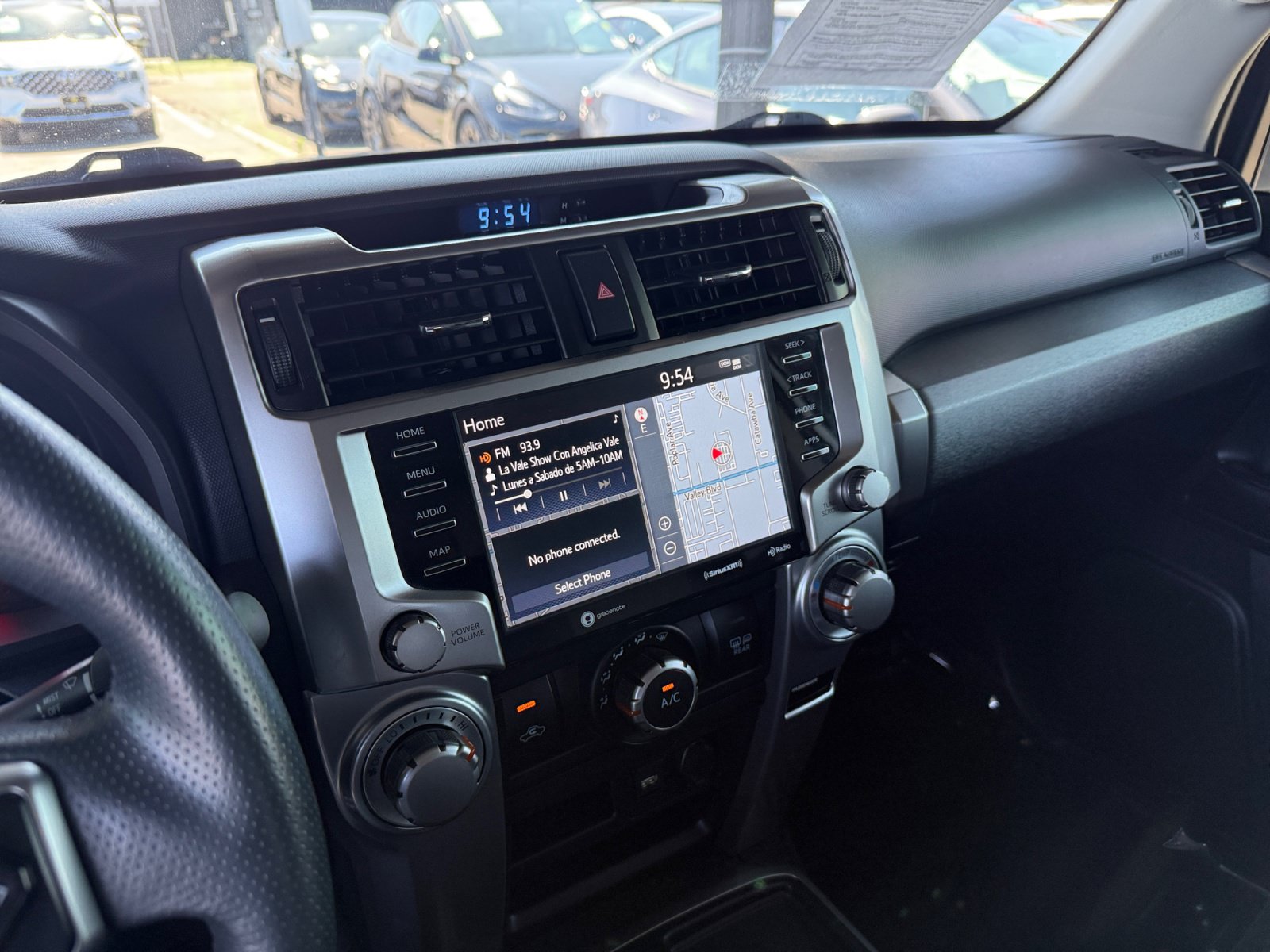 Used 2022 Toyota 4Runner SR5 Premium w/ Moonroof Package RWD image 18