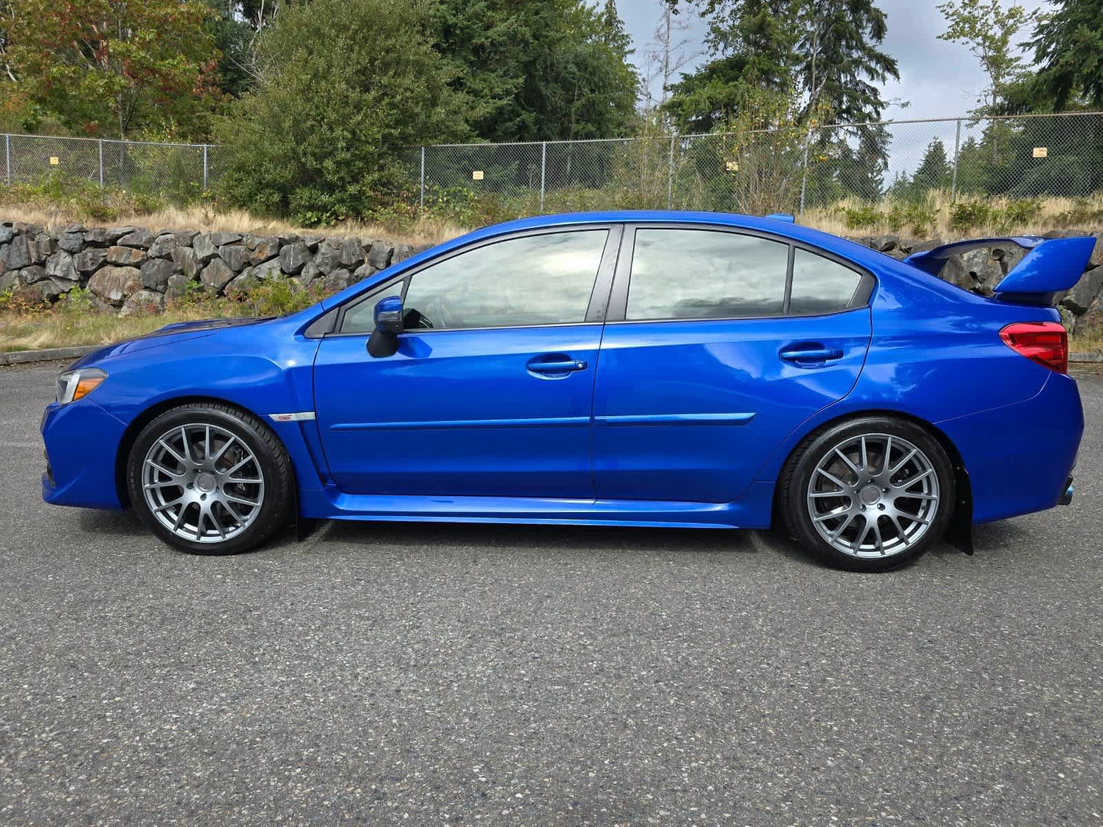 Used 2016 Subaru WRX STI Limited AWD/4WD image 3