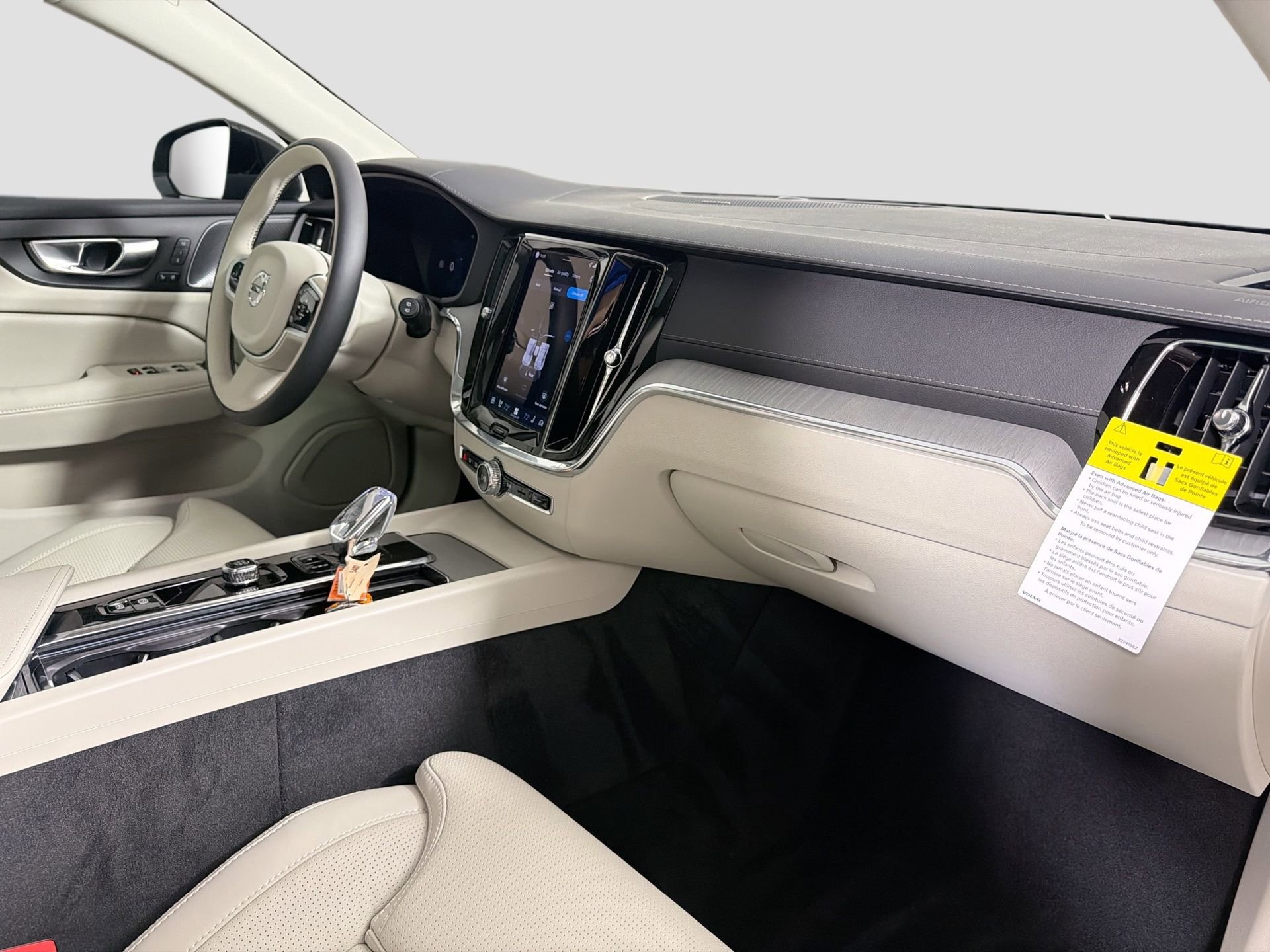 New 2026 Volvo V60 B5 Cross Country Ultra w/ Protection Package Premier image 30