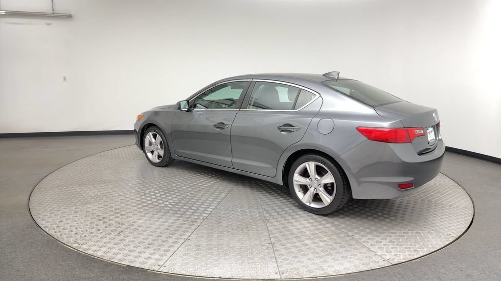 Used 2014 Acura ILX FWD image 4