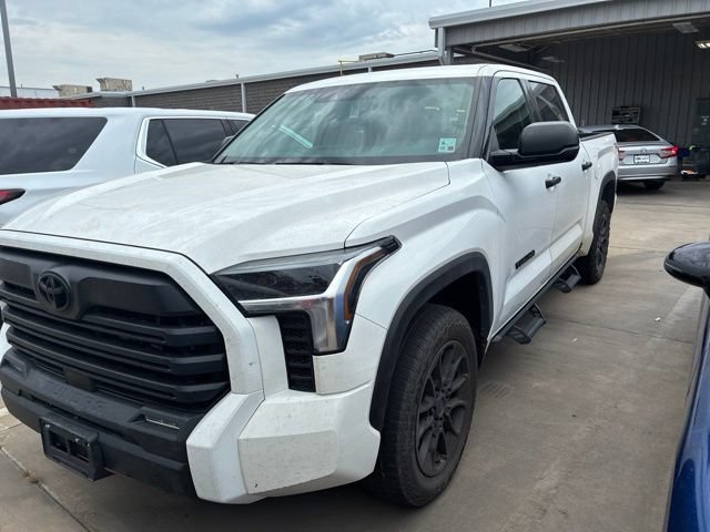 Used 2022 Toyota Tundra SR5 RWD image 1