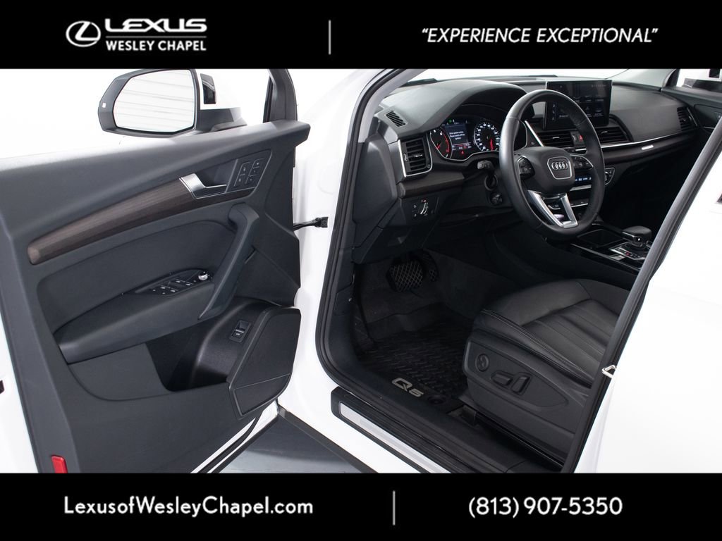 Used 2021 Audi Q5 2.0T Premium w/ Convenience Package AWD/4WD image 18