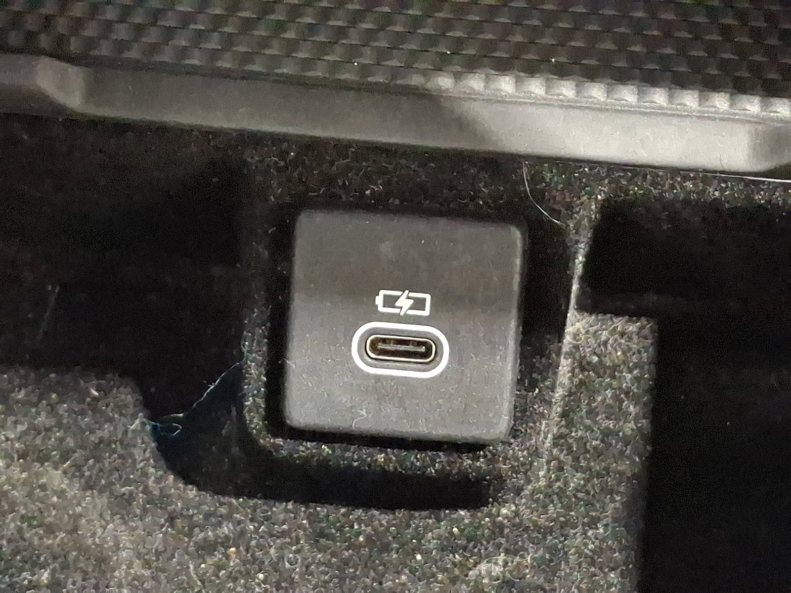 Certified 2024 Land Rover Range Rover SE AWD/4WD image 25
