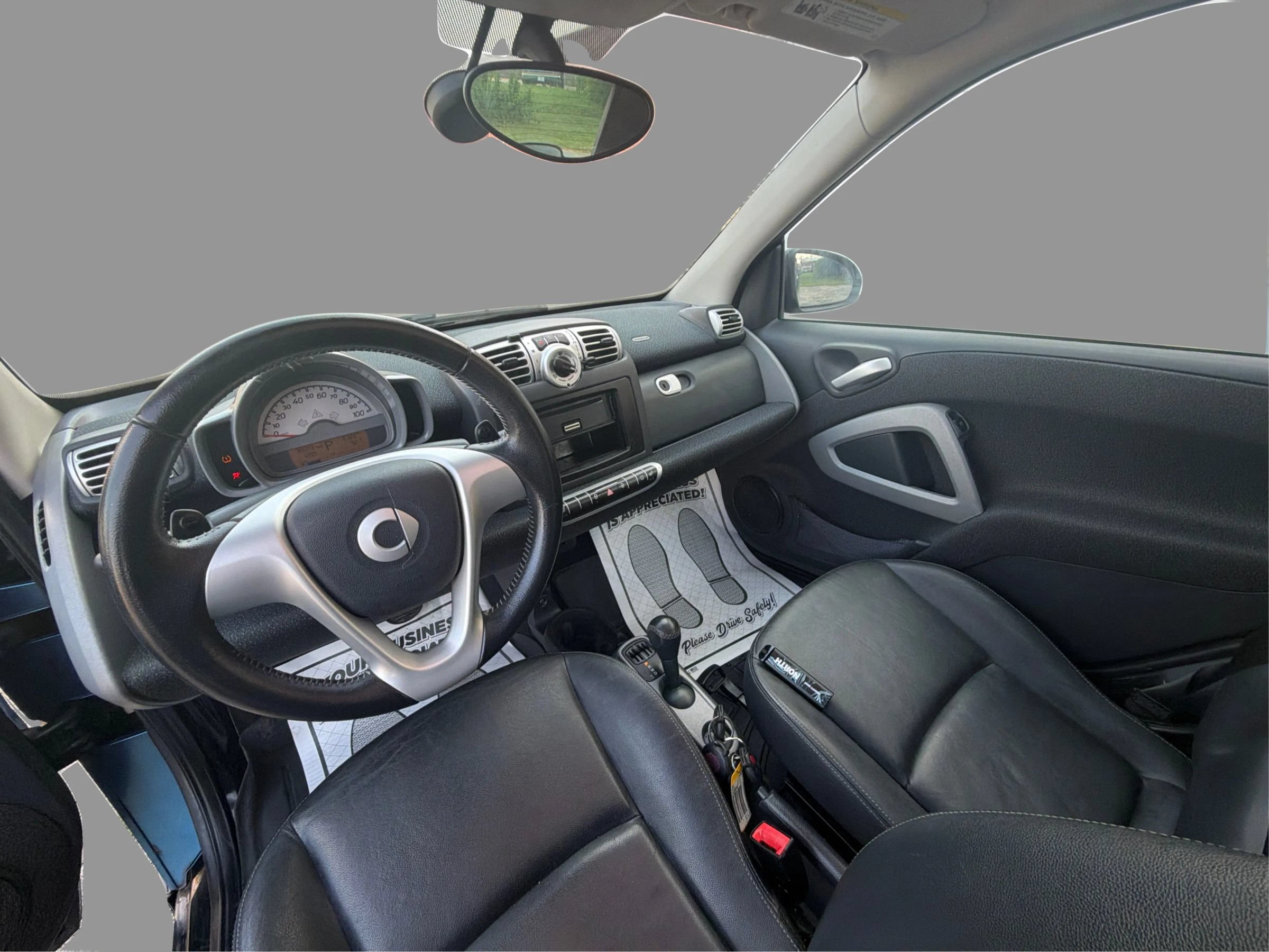 Used 2009 smart fortwo passion RWD image 28
