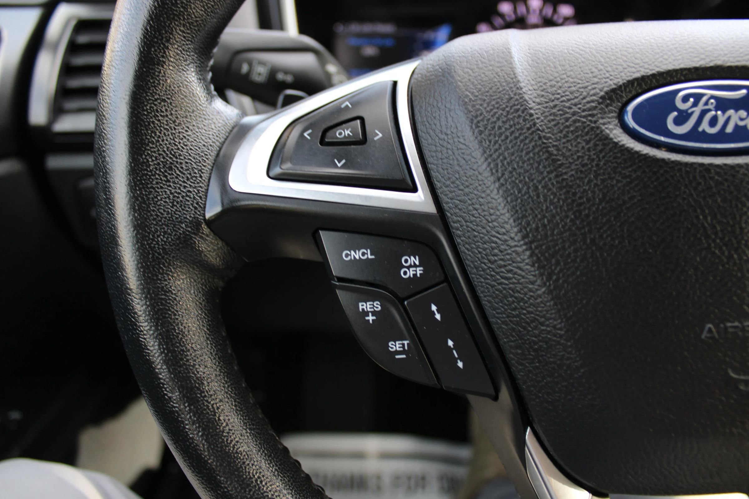 Used 2020 Ford Fusion Titanium image 11