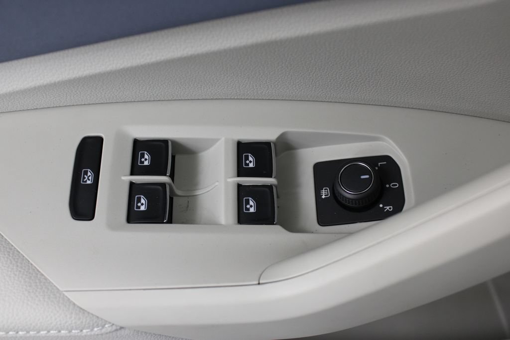 New 2026 Volkswagen Jetta SE FWD image 14