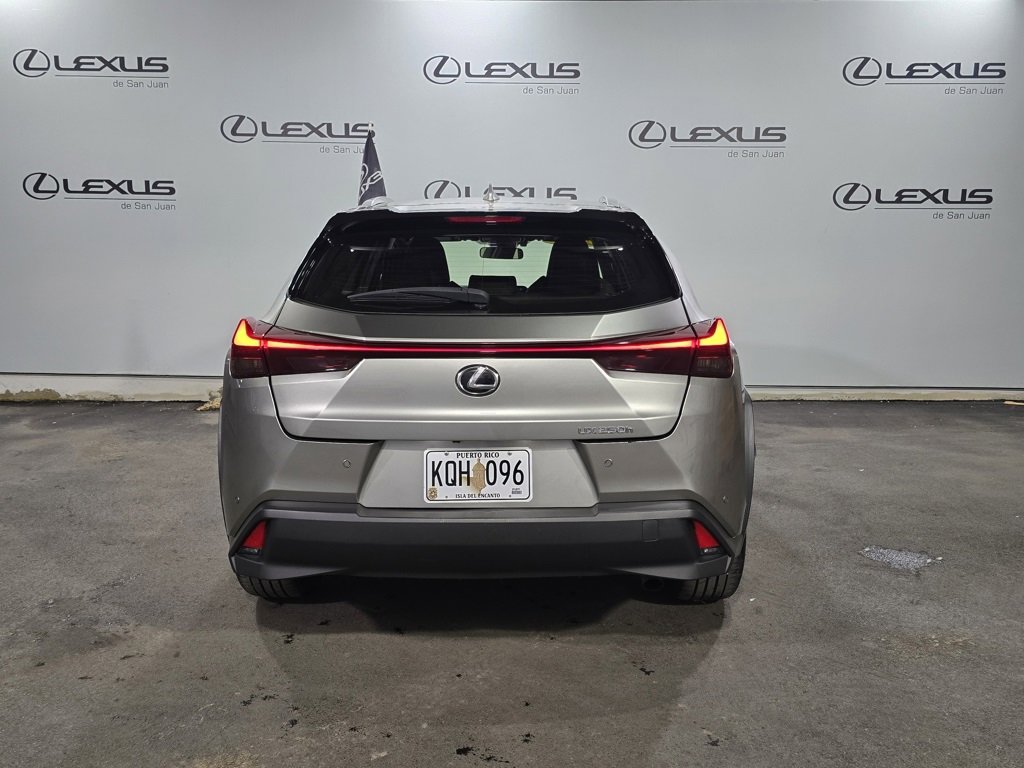 Used 2023 Lexus UX 250h FWD image 9