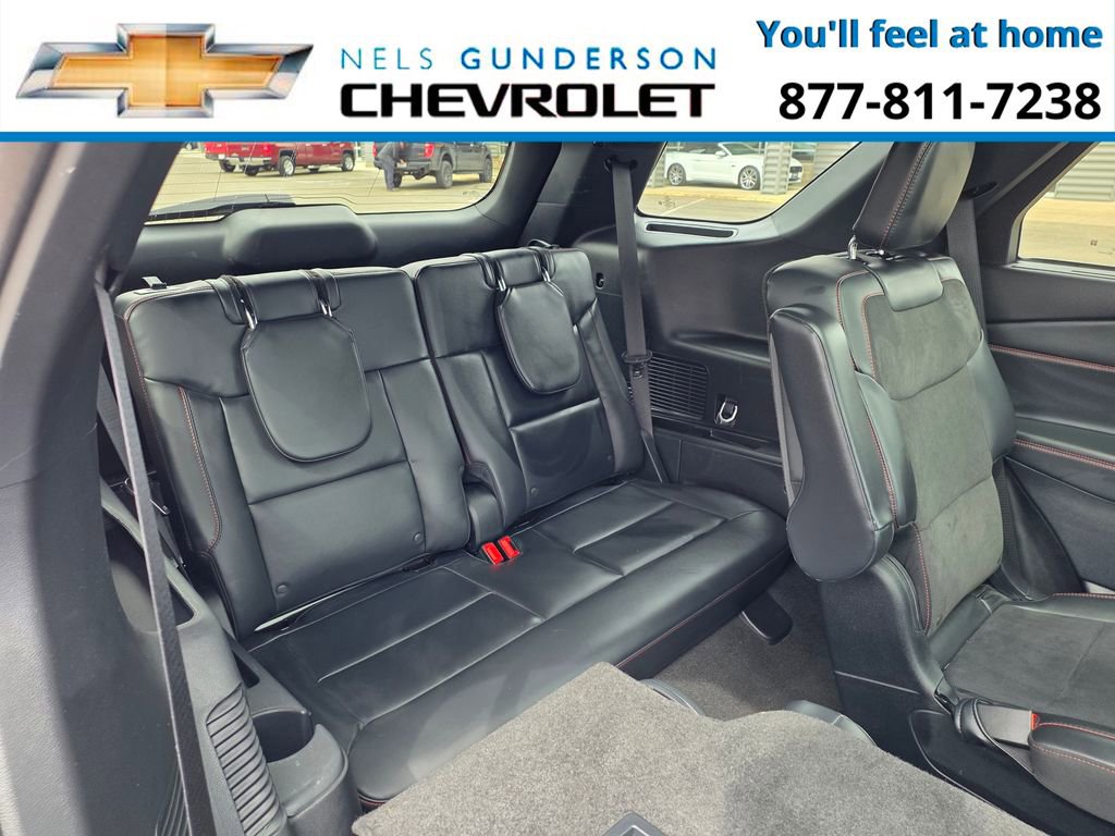 Used 2025 Ford Explorer ST AWD/4WD image 14