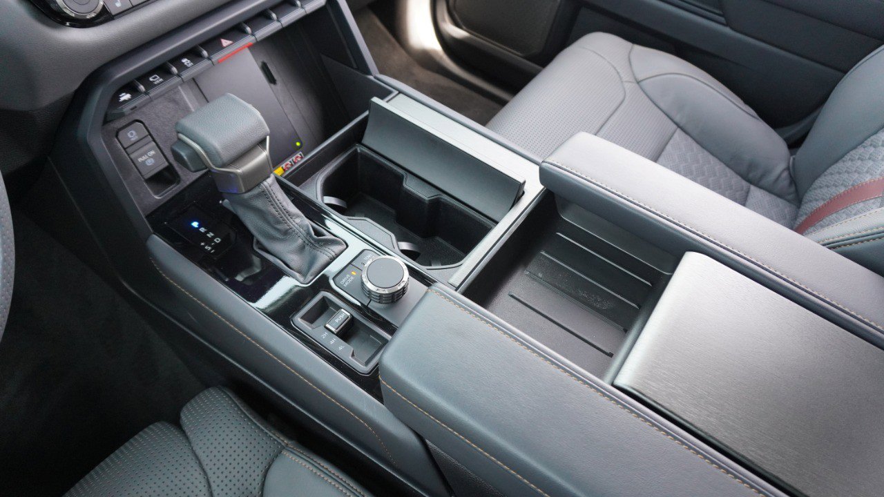 Used 2026 Toyota Sequoia Capstone image 20