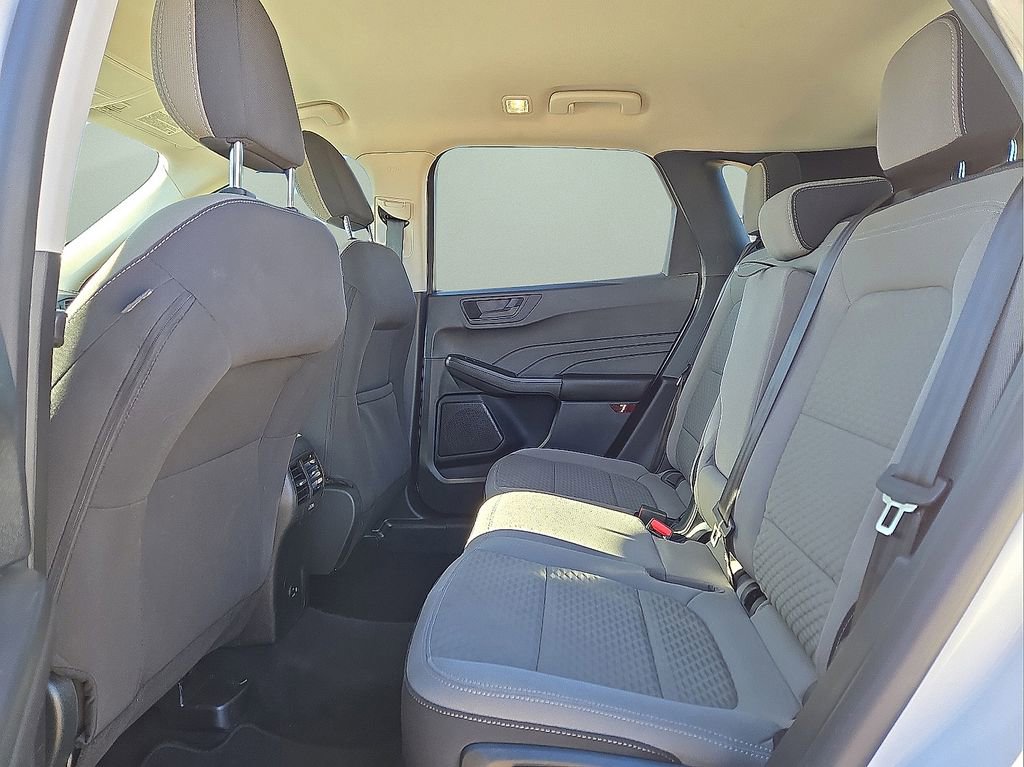 Used 2022 Ford Escape SE w/ Convenience Package image 16