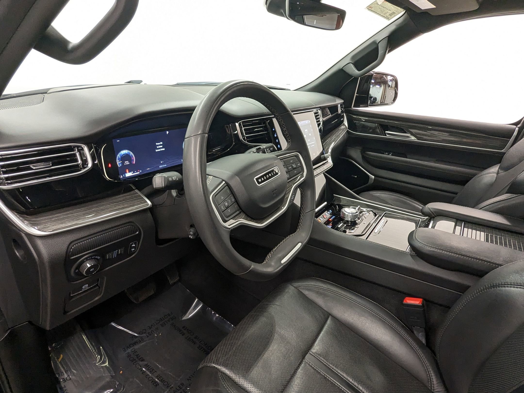 Used 2022 Jeep Wagoneer Series III w/ Premium Group I image 3