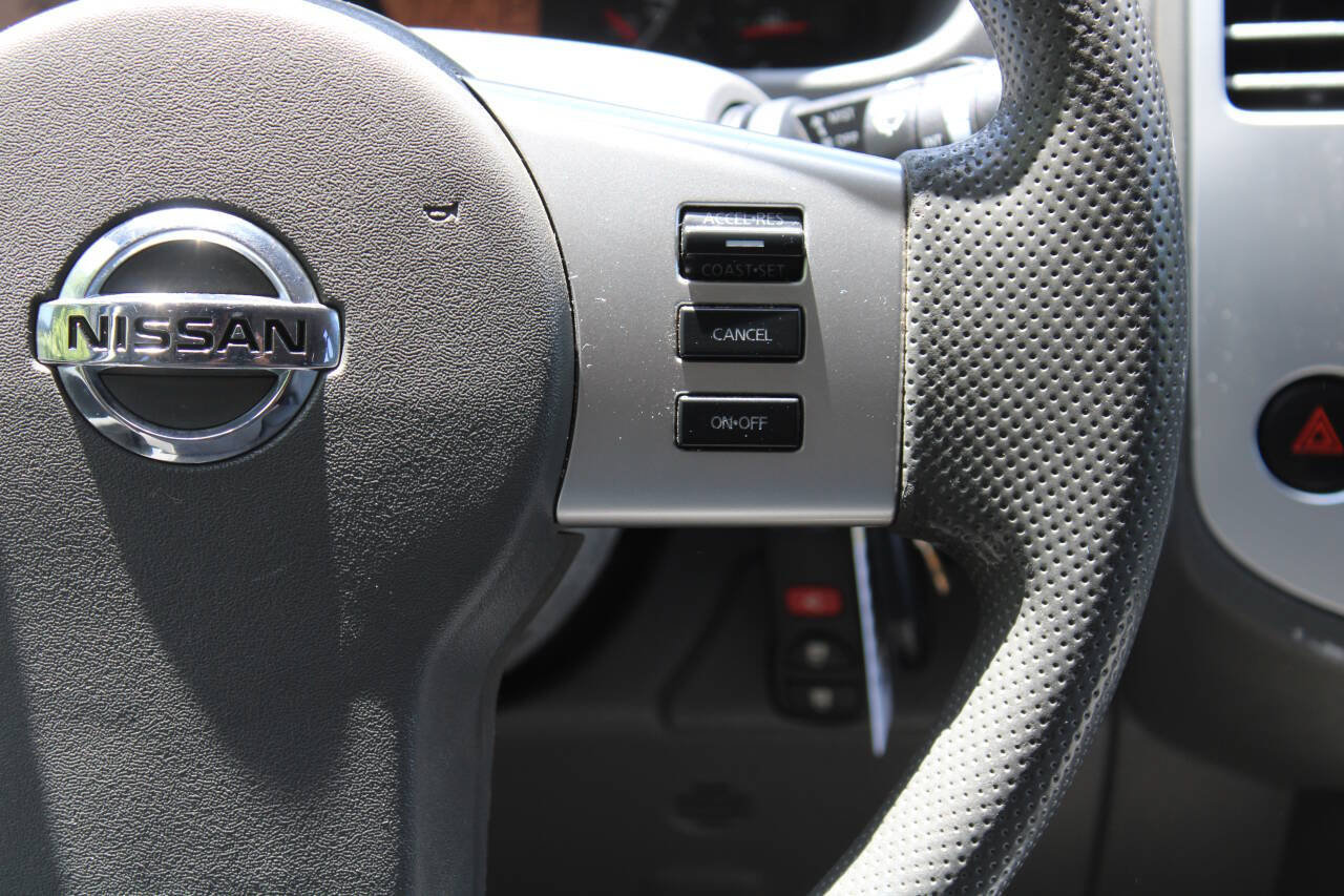 Used 2014 Nissan Frontier SV w/ SV Value Truck Package AWD/4WD image 39