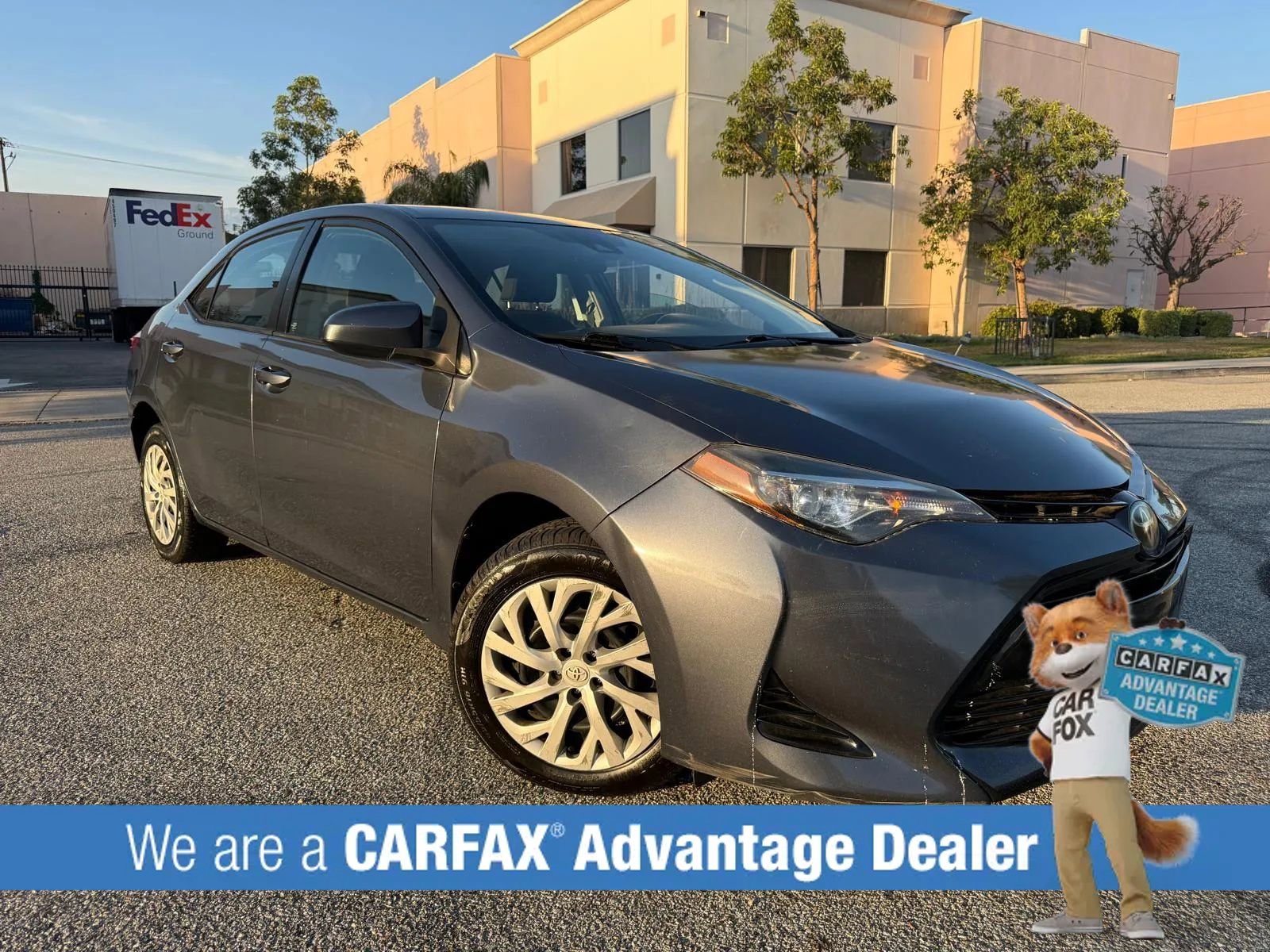 Used 2017 Toyota Corolla LE FWD image 1