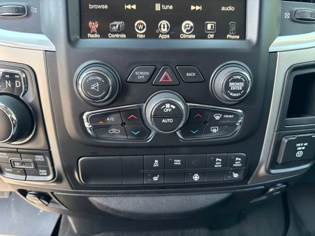 Used 2017 RAM 1500 Big Horn AWD/4WD image 36
