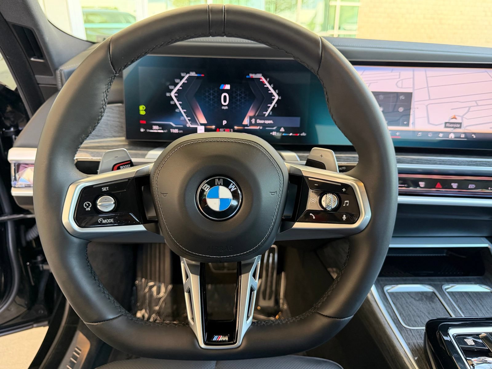 Used 2025 BMW 740i xDrive w/ Premium Package AWD/4WD image 27