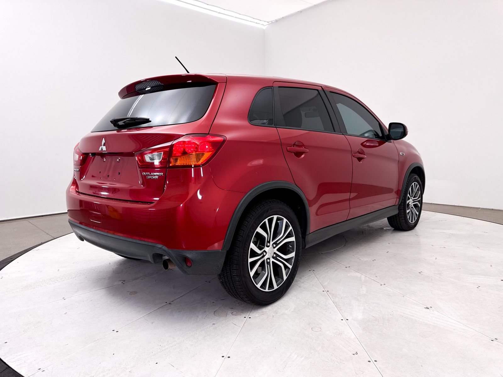 Used 2016 Mitsubishi Outlander Sport ES FWD image 10