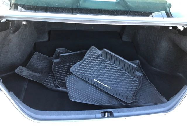 Used 2023 Toyota Camry SE image 18