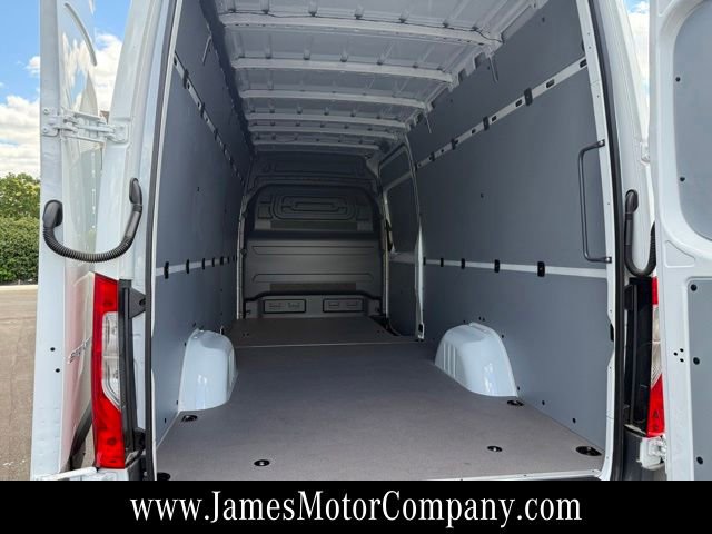 New 2026 Mercedes-Benz Sprinter 2500 image 13