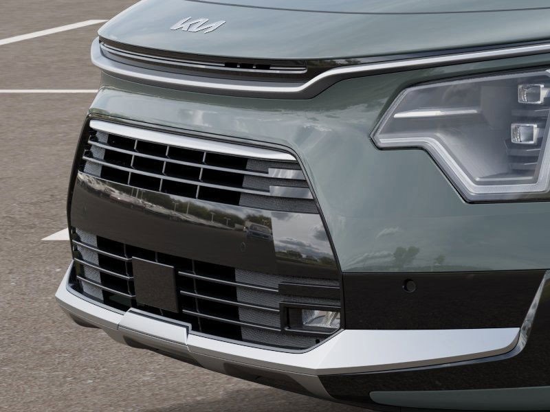 New 2025 Kia Niro SX Touring image 13