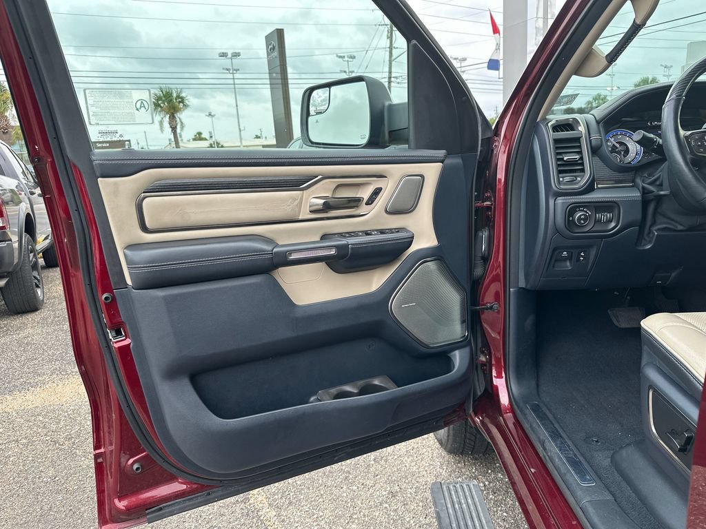 Used 2019 RAM 1500 Limited AWD/4WD image 10