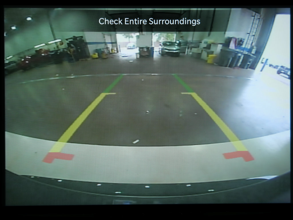 Used 2025 Chrysler Pacifica Select FWD image 18