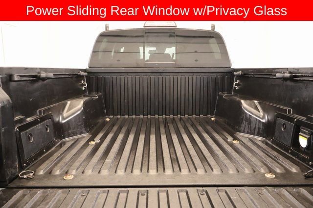 Certified 2018 Toyota Tacoma TRD Off-Road image 27