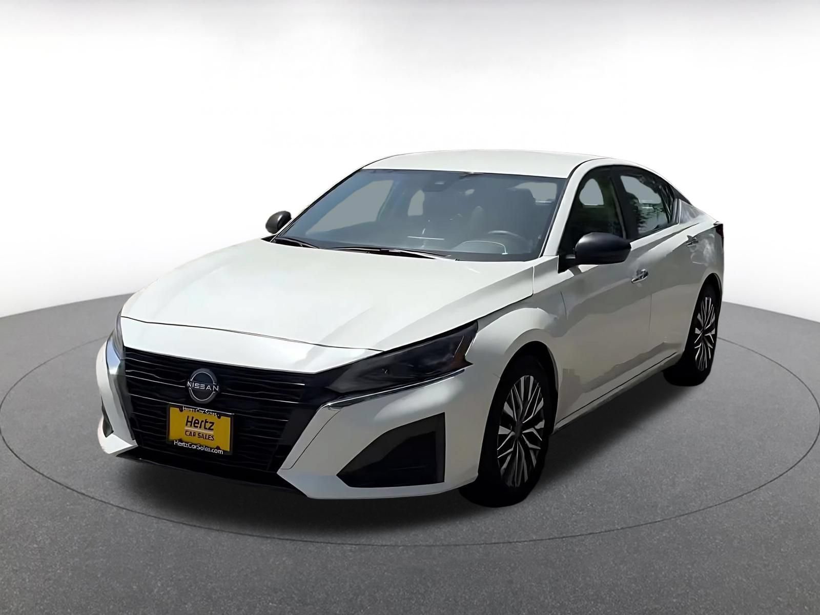 Used 2025 Nissan Altima 2.5 SV FWD image 5