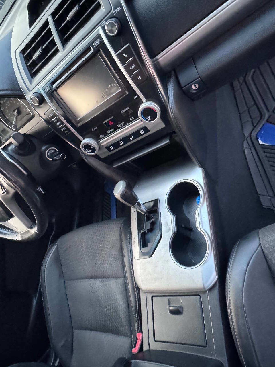 Used 2013 Toyota Camry SE image 8