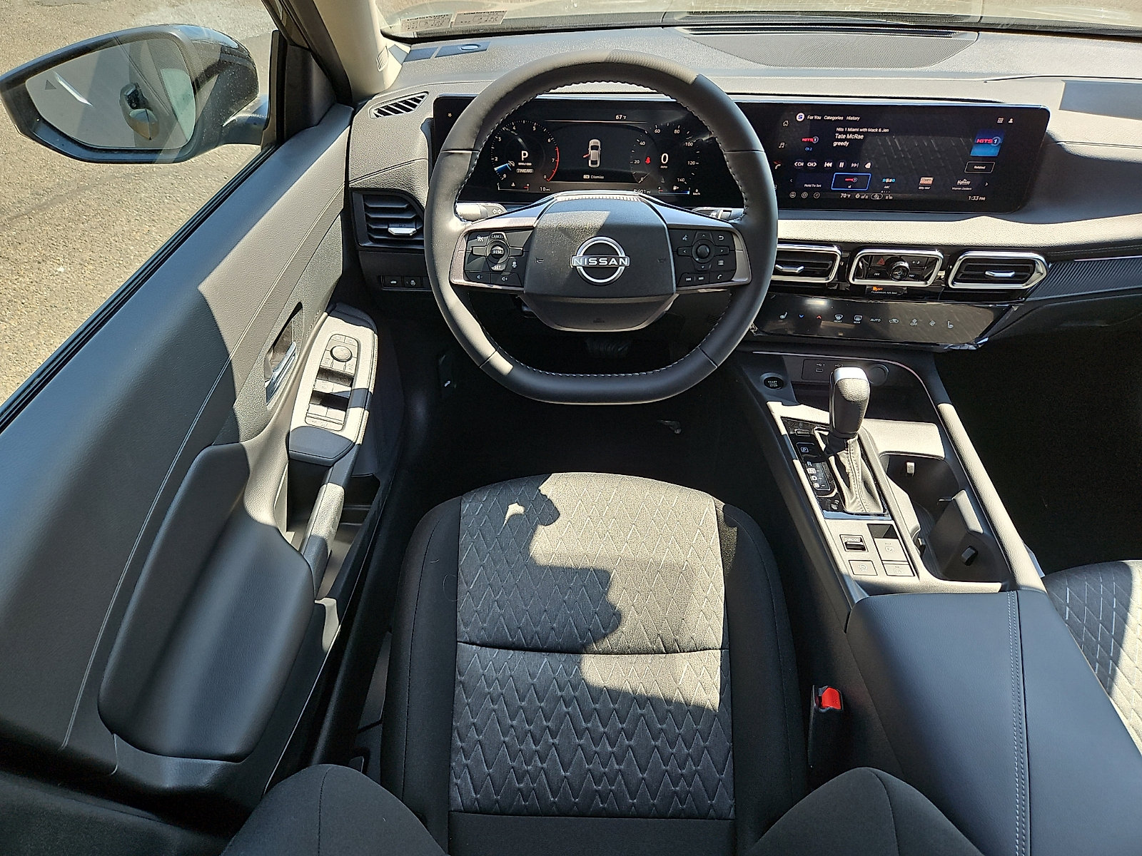 New 2026 Nissan Sentra SV w/ SV Convenience Package FWD image 9