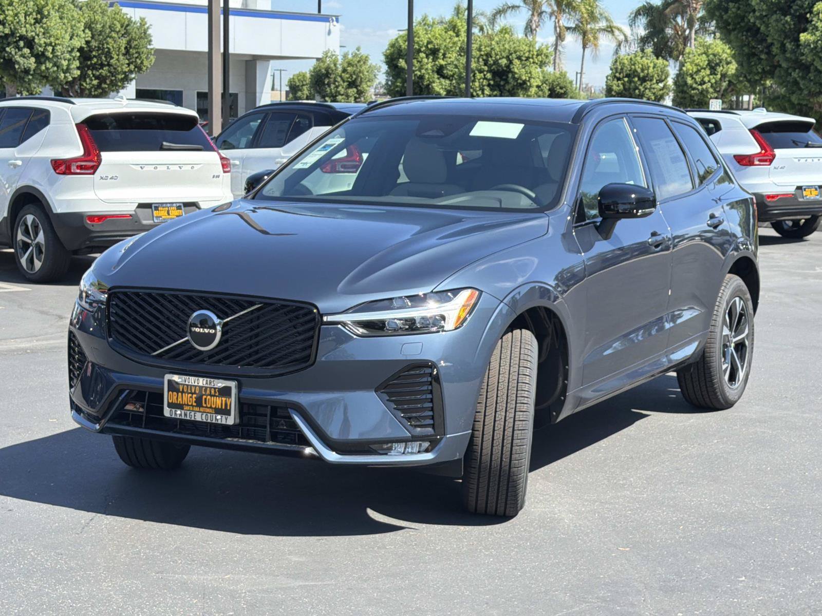 New 2027 Volvo XC60 B5 Core AWD/4WD image 3