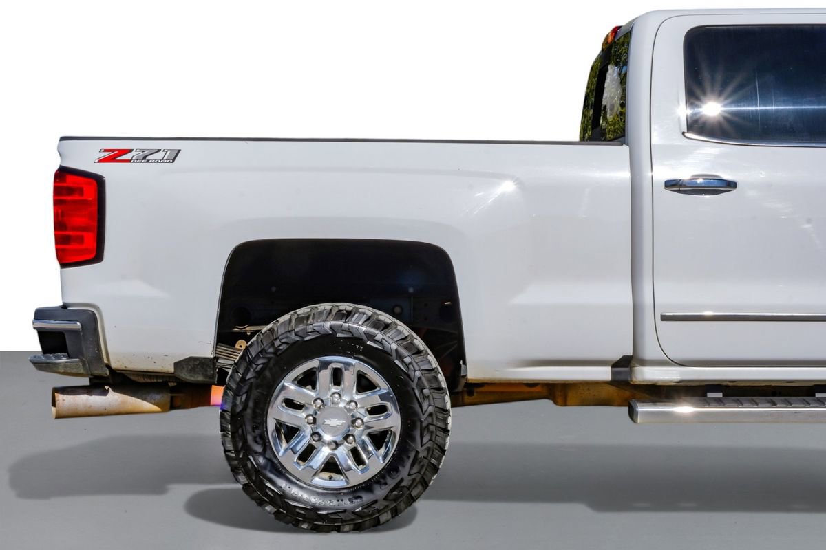 Used 2018 Chevrolet Silverado 2500 LTZ w/ Duramax Plus Package image 6