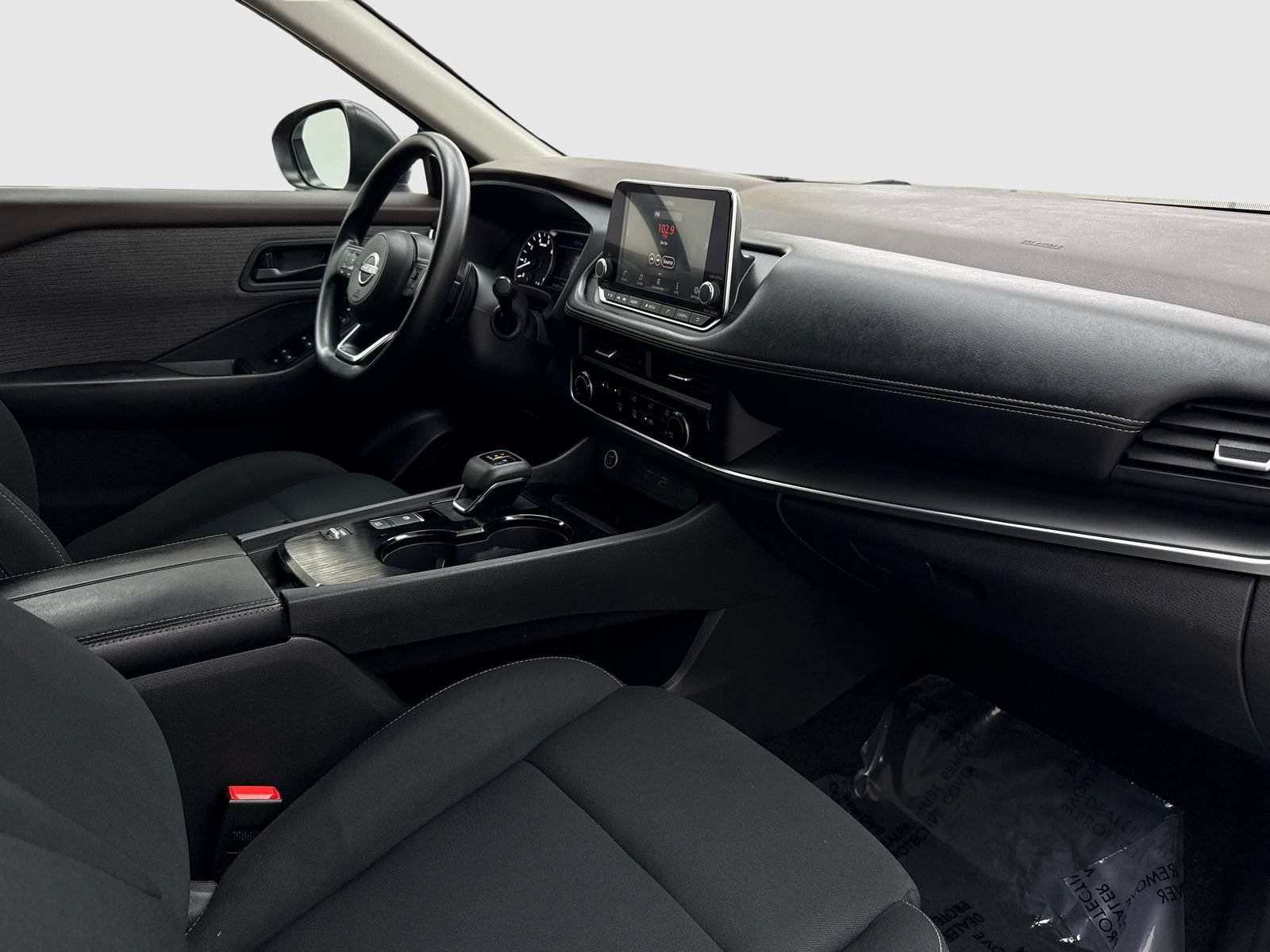 Used 2023 Nissan Rogue S FWD image 41