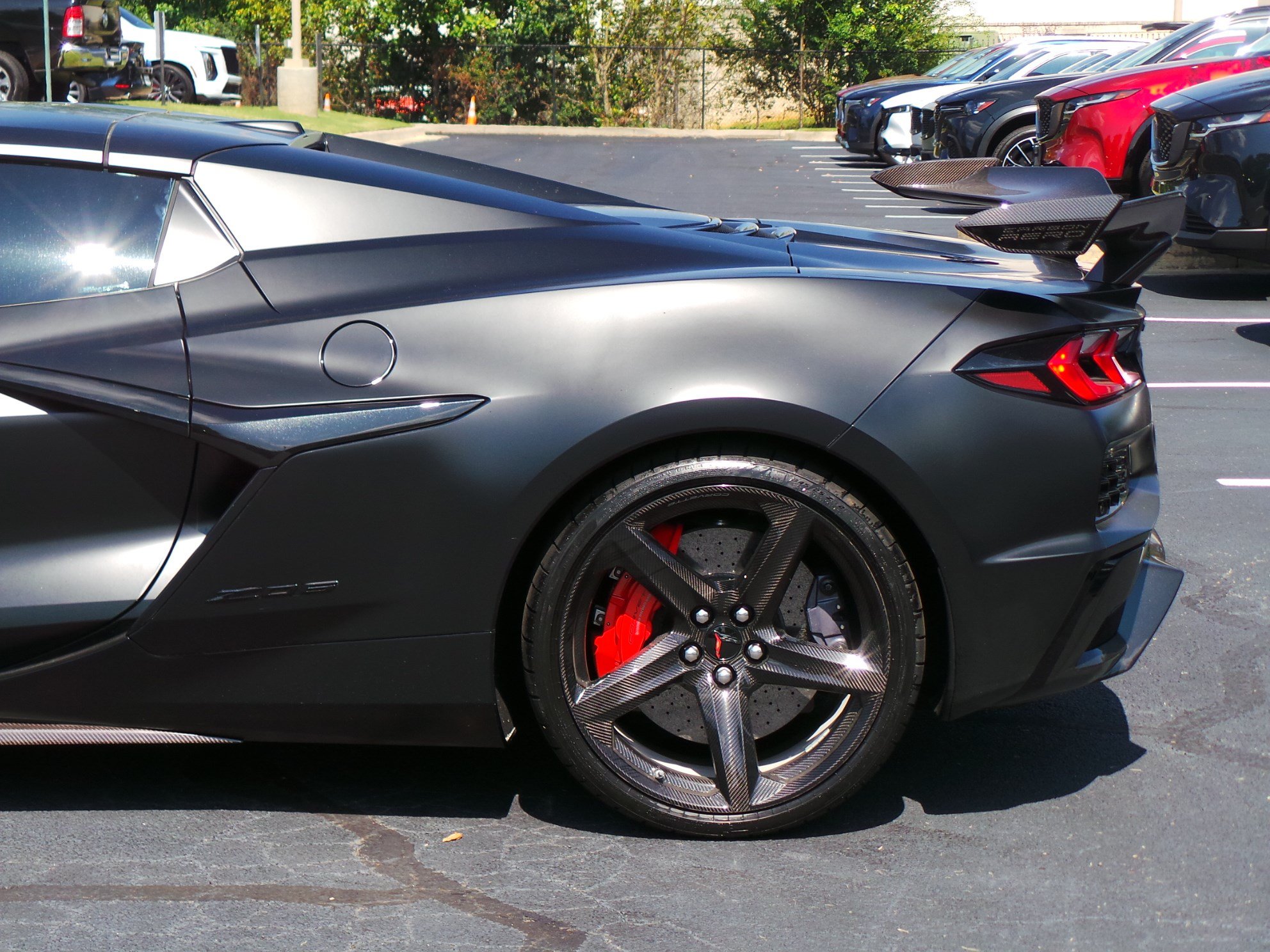 Used 2023 Chevrolet Corvette Z06 w/ Z07 Performance Package RWD image 29