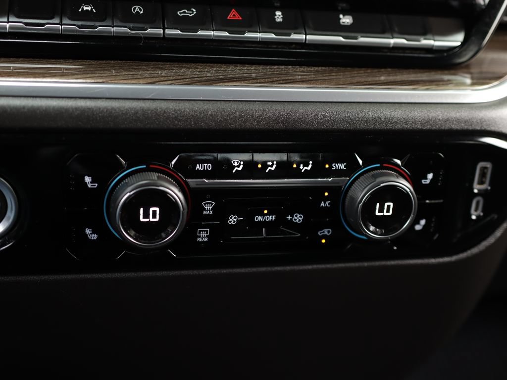 Used 2023 Chevrolet Silverado 1500 LT AWD/4WD image 17