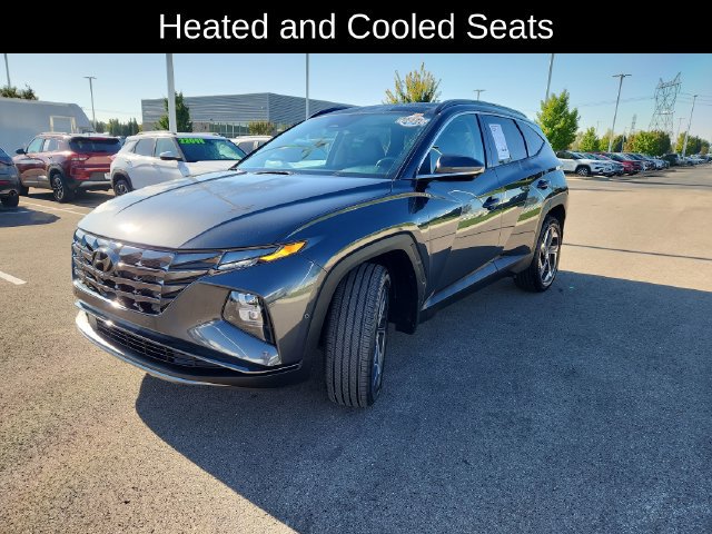 Used 2023 Hyundai Tucson Limited w/ Cargo Package AWD/4WD image 3