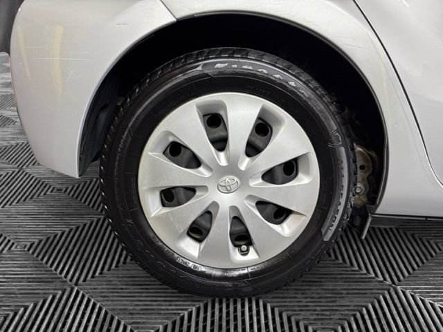 Used 2014 Toyota Prius C Two FWD image 31