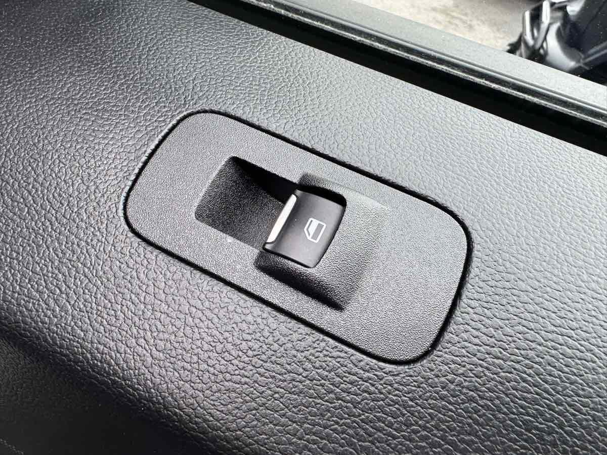 Used 2018 Ford F150 Raptor image 31