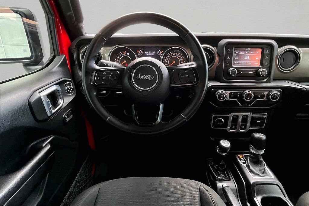 Used 2018 Jeep Wrangler Sport AWD/4WD image 9