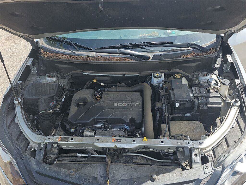 Used 2021 Chevrolet Equinox LT FWD image 23