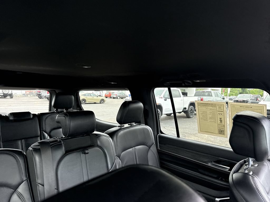 Used 2022 Jeep Wagoneer Series II AWD/4WD image 14
