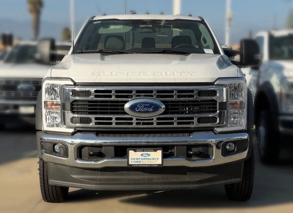 New 2024 Ford F550 4x4 Regular Cab Super Duty w/ XLT Value Package image 3